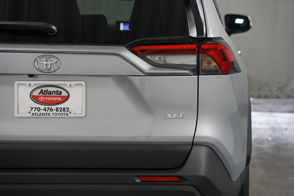 Thumbnail: 2025 Toyota RAV4 - 10