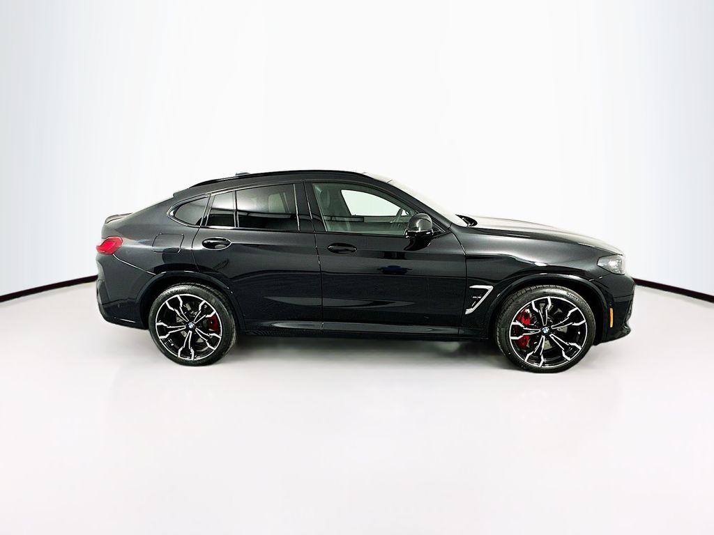 2025 BMW X4 M 4