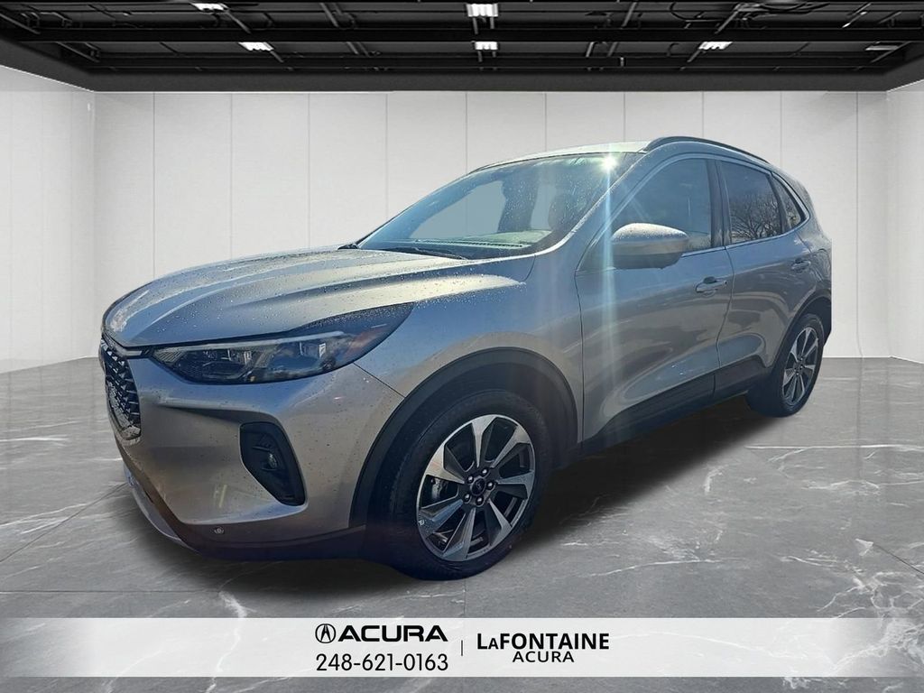 2024 Ford Escape Platinum