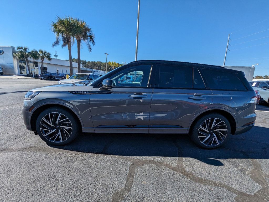 2025 Lincoln Aviator Black Label