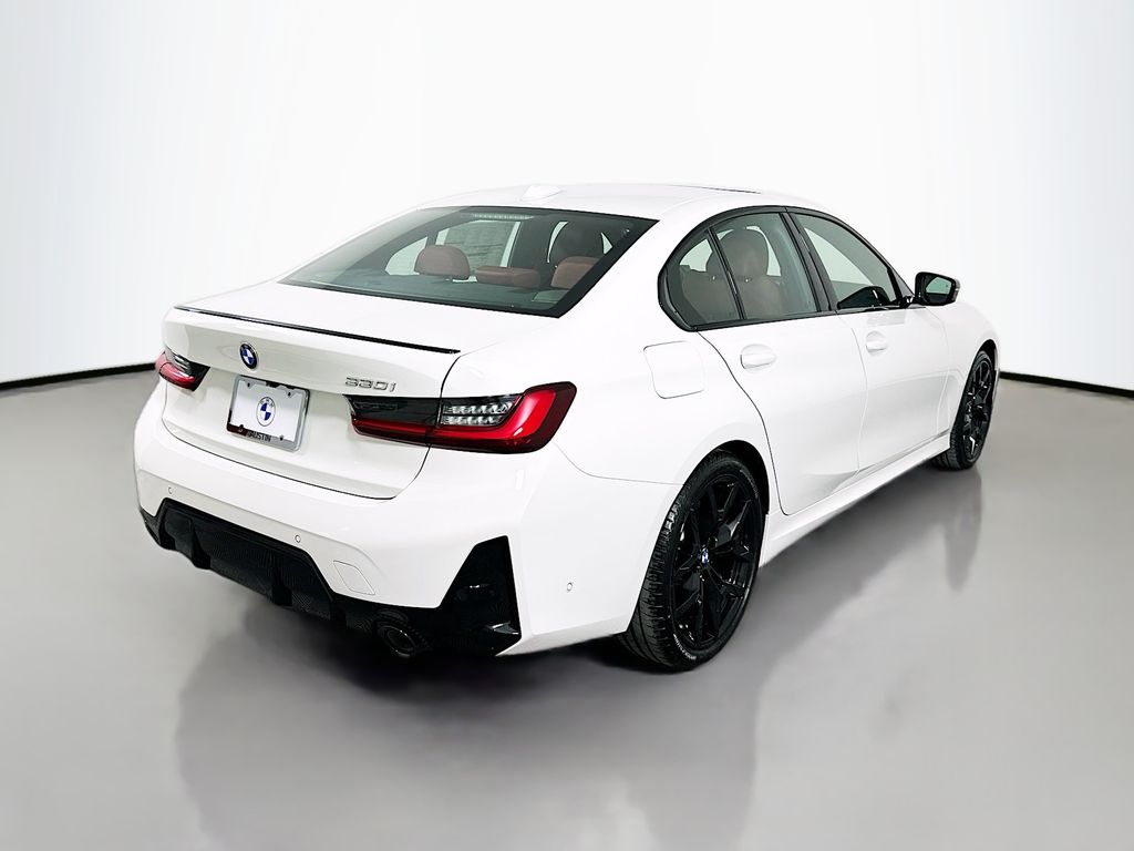 Thumbnail: 2025 BMW 3 Series - 5