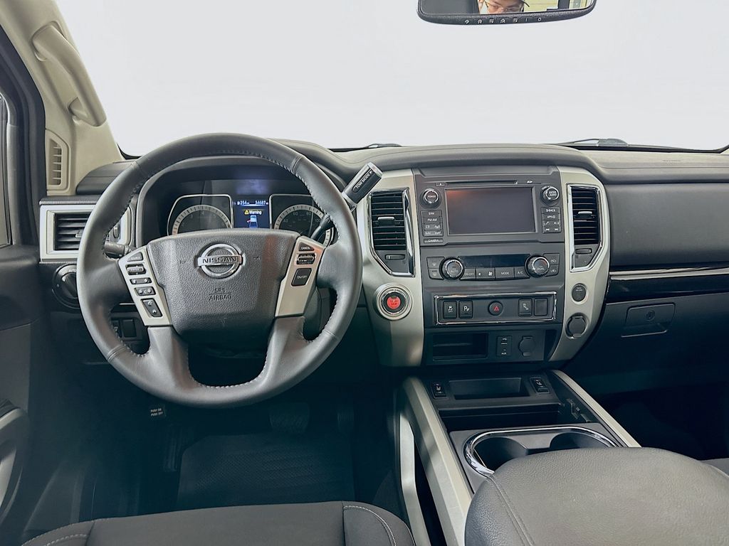 2018 Nissan Titan SV 20