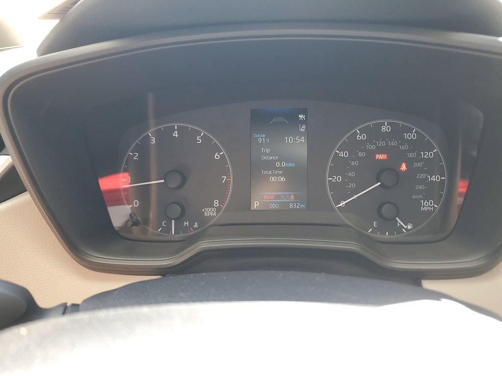 2025 Toyota Corolla LE photo 18