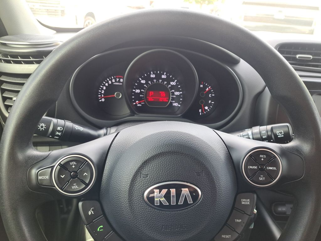 Used Car 2017 Kia Soul  Base For Sale Under $20,000 In Austin, Texas