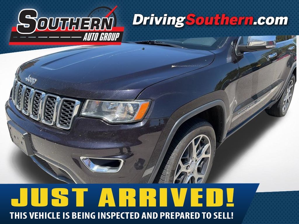 Red (Sangria Metallic Clearcoat) 2019 Jeep Grand Cherokee SUV / Crossover Four-Wheel Drive 8-Speed Automatic