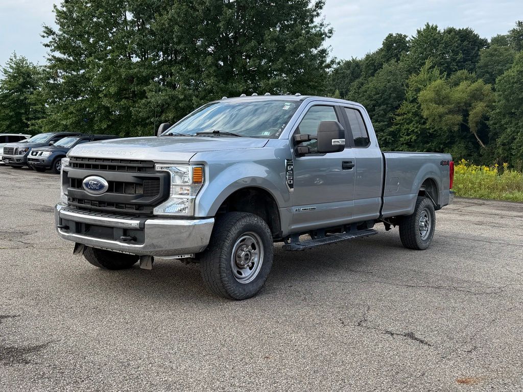 Silver Metallic 2022 Ford F-250 Super Duty Pickup Truck Four-Wheel Drive Automatic