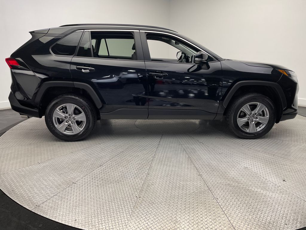 2024 Toyota RAV4 XLE 4