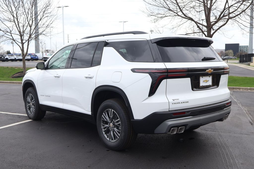 Thumbnail: 2026 Chevrolet Traverse - 5
