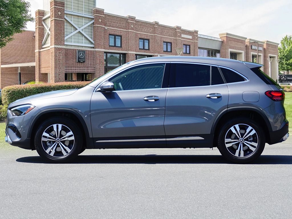 Thumbnail: 2026 Mercedes-Benz GLA - 8