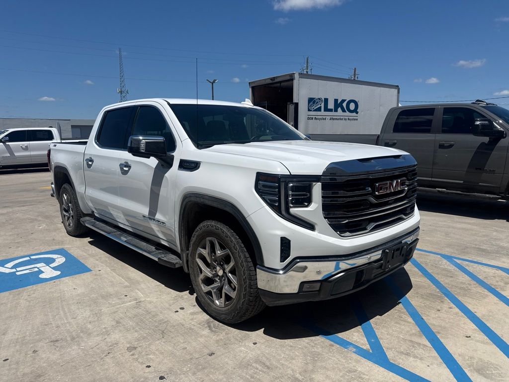 2024 GMC Sierra 1500 SLT