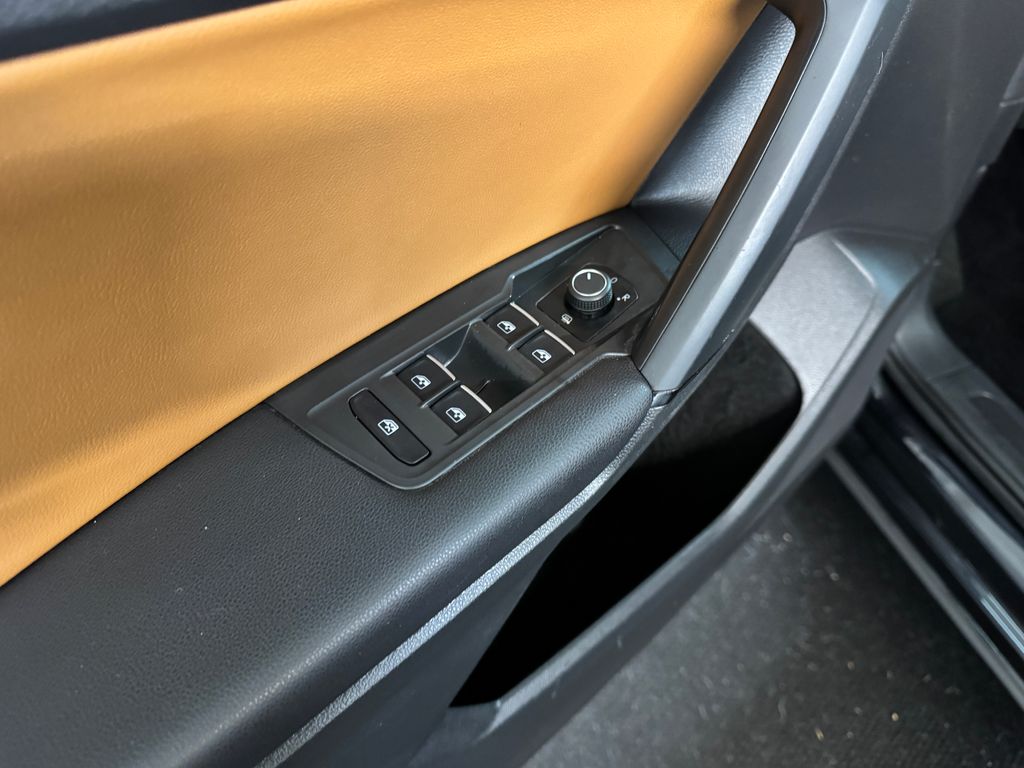 2019 Volkswagen Tiguan 2.0T SE