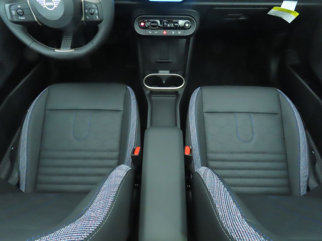 2025 MINI Cooper Hardtop S 18