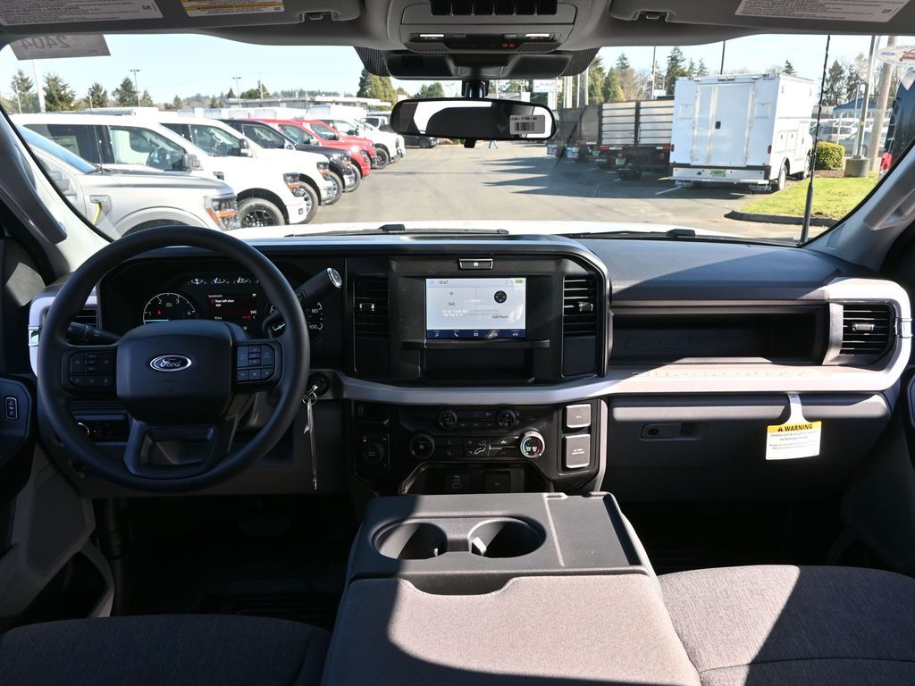 2025 Ford F-350 Super Duty XL