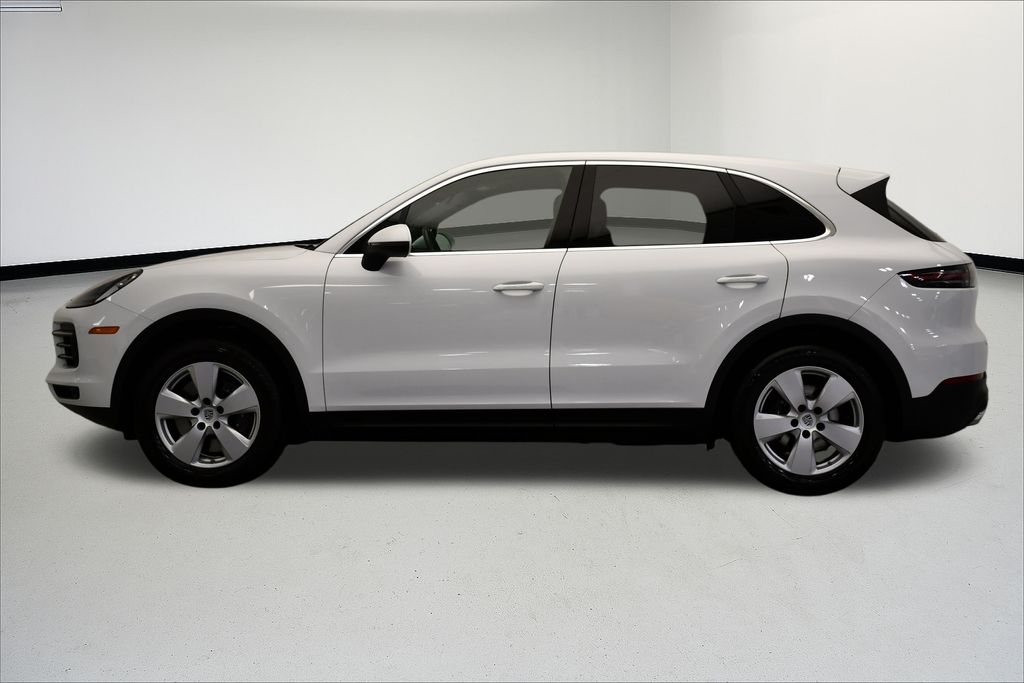 Thumbnail: 2023 Porsche Cayenne - 2