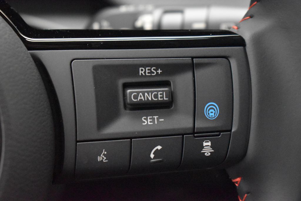 Thumbnail: 2026 Nissan Kicks - 16