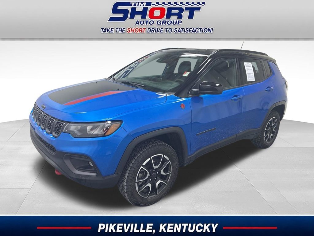 Hydro Blue Pearlcoat 2025 Jeep Compass SUV / Crossover Four-Wheel Drive 8-Speed Automatic
