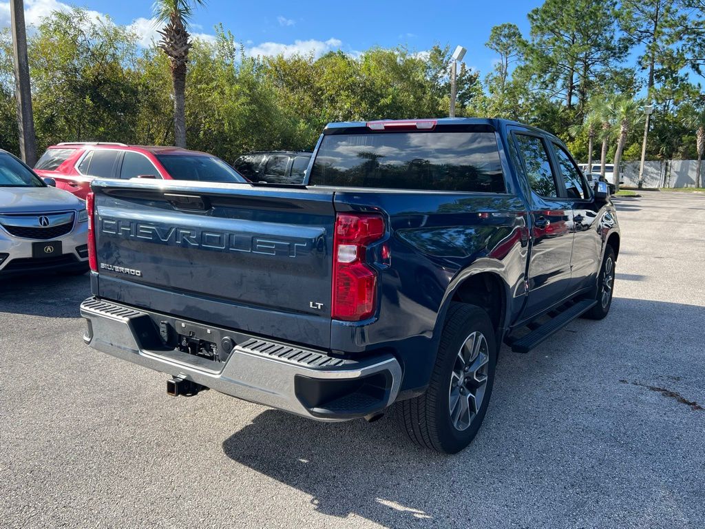 2023 Chevrolet Silverado 1500 LT 3