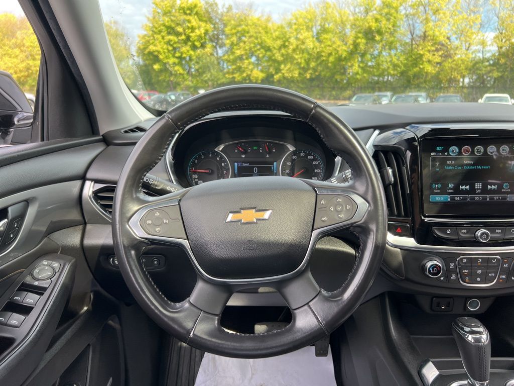 Thumbnail: 2019 Chevrolet Traverse - 13