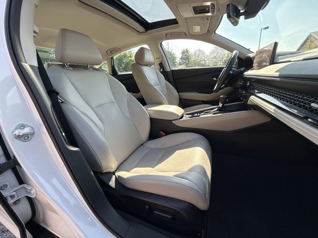 2024 Honda Accord Hybrid Touring - Photo 14