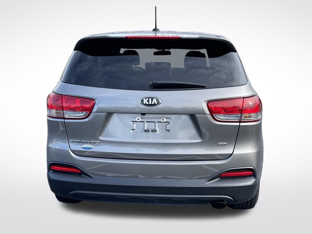Thumbnail: 2018 Kia Sorento - 4