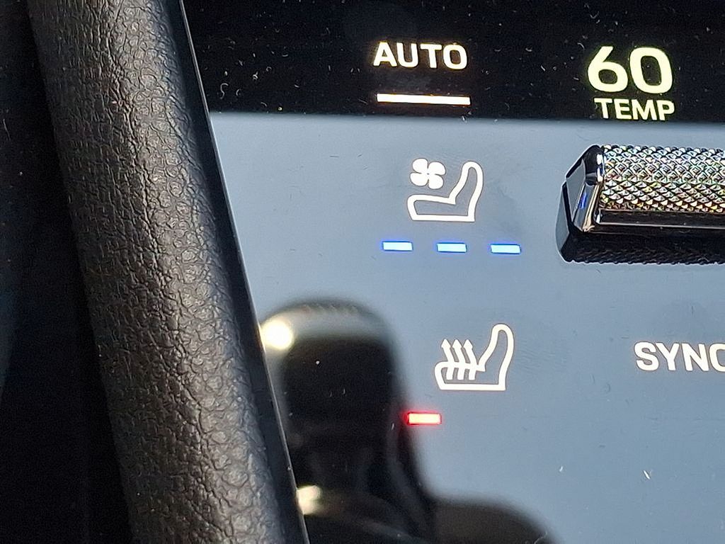 Thumbnail: 2025 Porsche Cayenne - 26