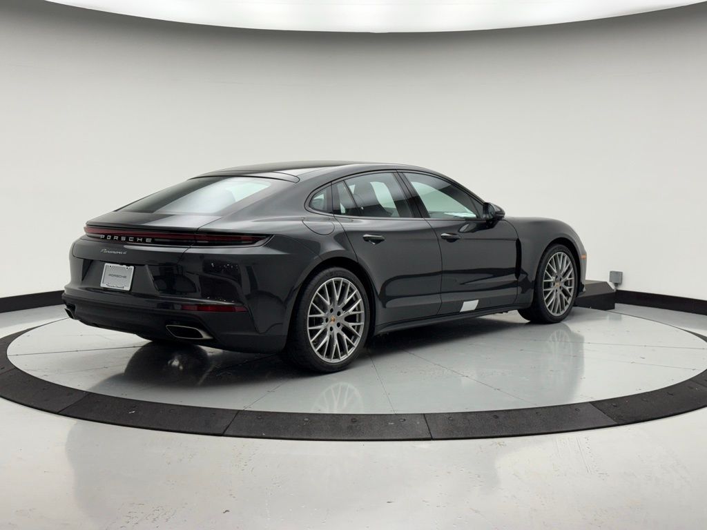 Thumbnail: 2026 Porsche Panamera - 9