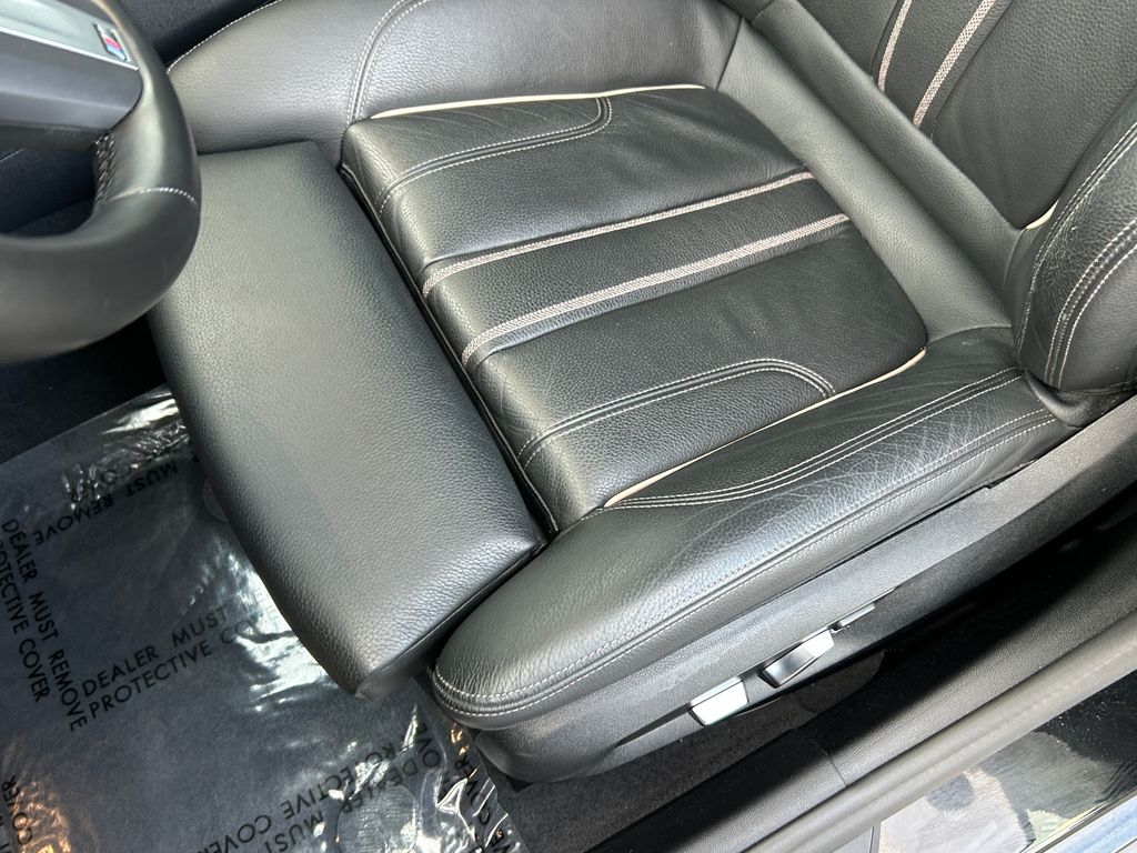 Thumbnail: 2022 BMW 5 Series - 15