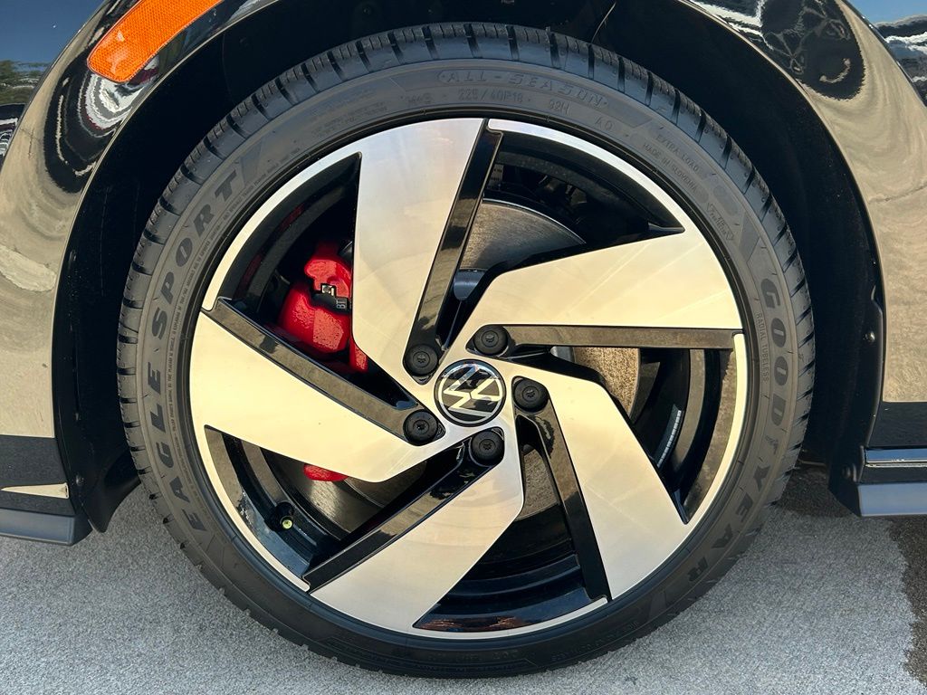 New 2026 Black Volkswagen S image 31