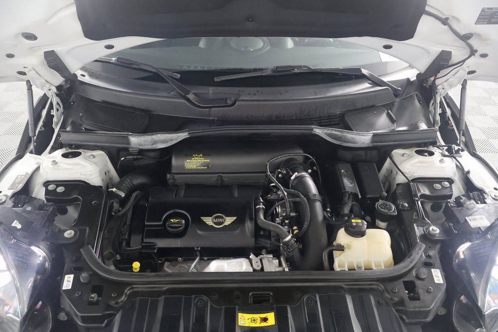 2015 MINI Cooper Countryman Base 15