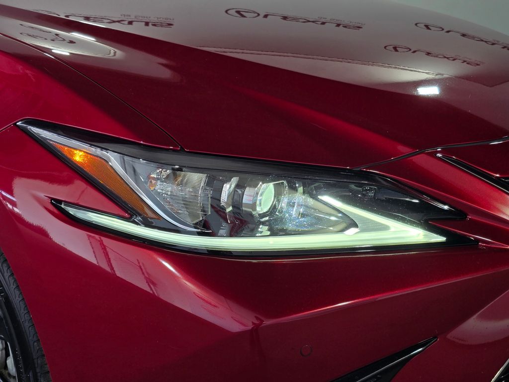 Thumbnail: 2025 Lexus ES - 5