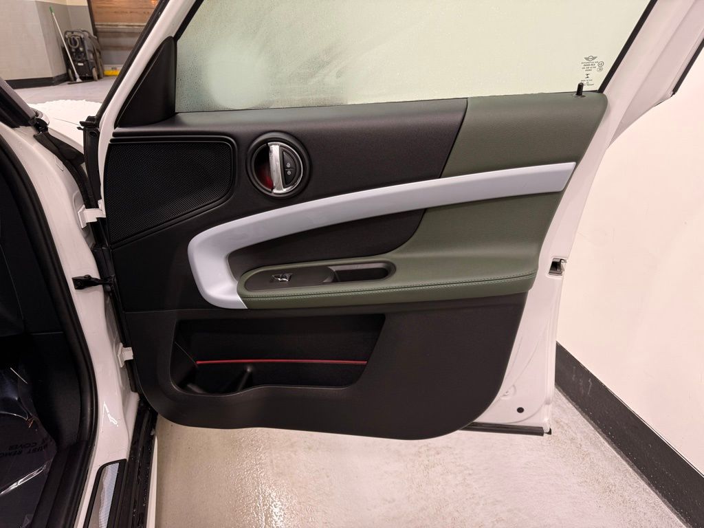 Thumbnail: 2023 MINI Cooper Countryman - 29