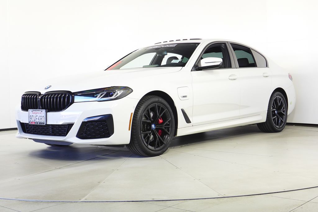 Thumbnail: 2023 BMW 5 Series - 2