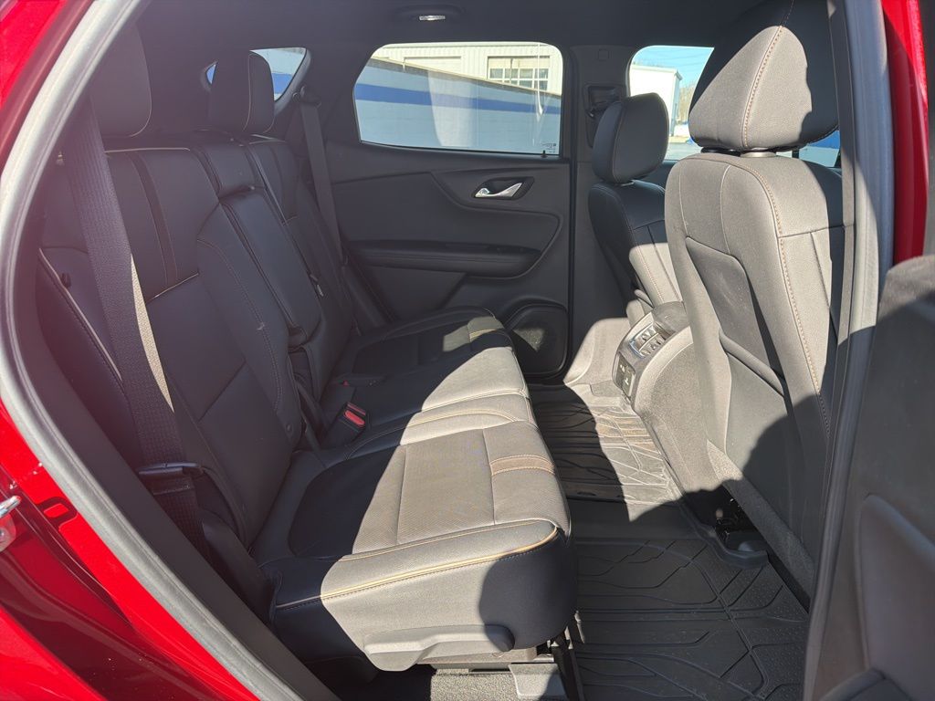 Thumbnail: 2022 Chevrolet Blazer - 23