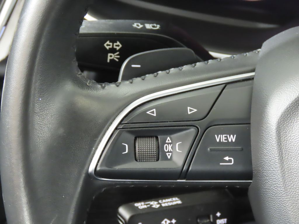 Thumbnail: 2019 Audi Q7 - 15