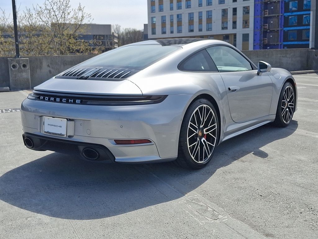 Thumbnail: 2026 Porsche 911 - 8