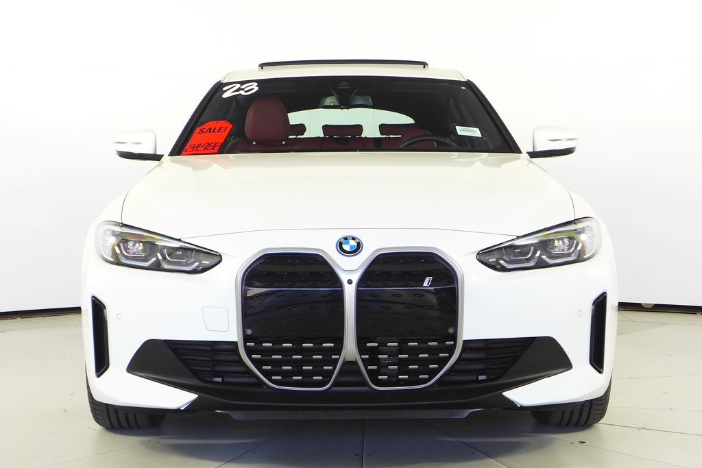 Thumbnail: 2023 BMW i4 - 3