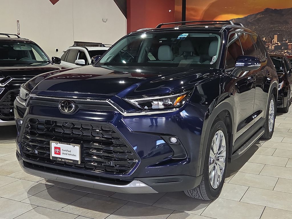  2025 Toyota Grand Highlander Platinum AWD   