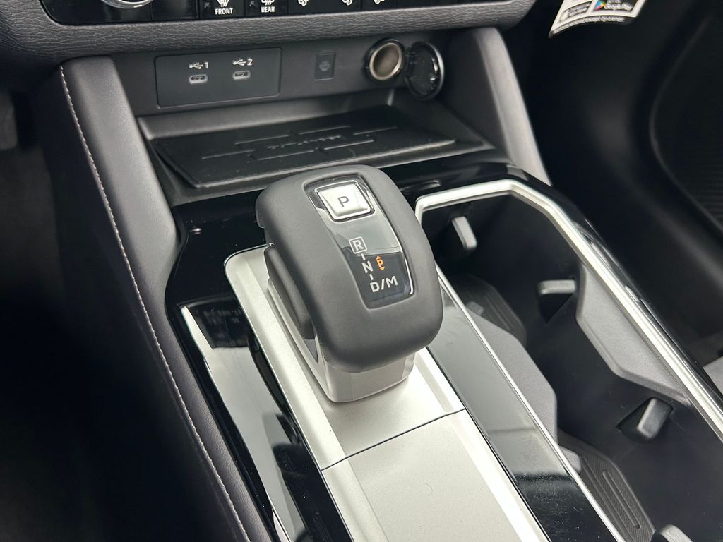 New 2026 Graphite Gray Mitsubishi SE image 35