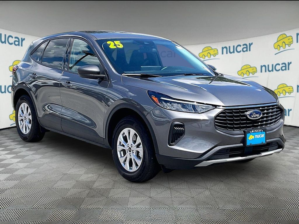 2025 Ford Escape — photo 1