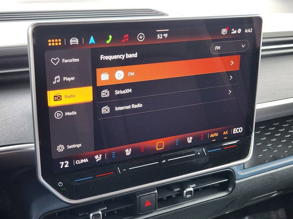 2025 Volkswagen ID. Buzz PRO S - Photo 12