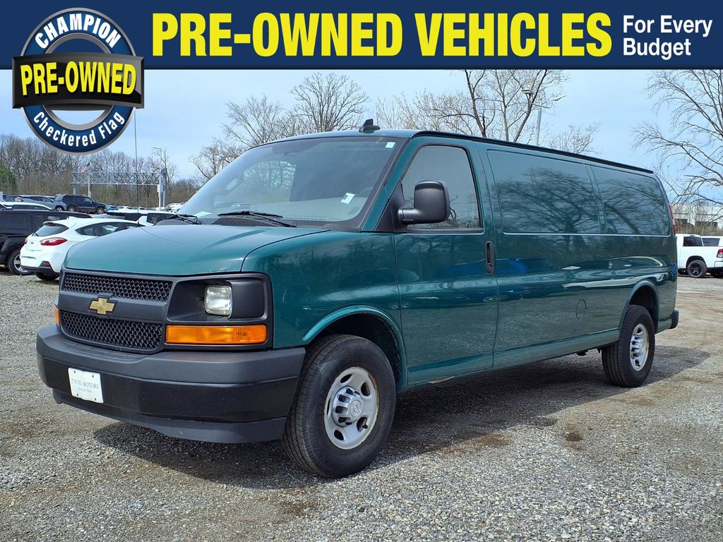 2017 Chevrolet Express Cargo 3500 Extended RWD