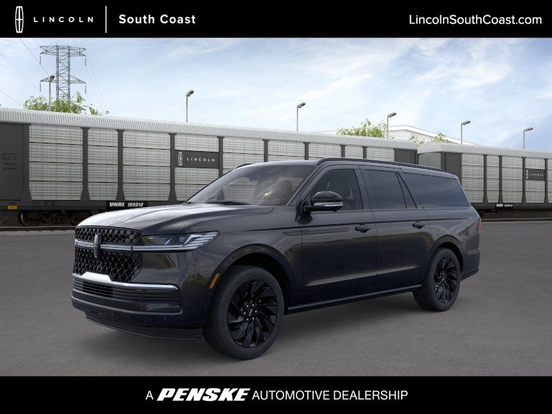 Thumbnail: 2026 Lincoln Navigator L - 1