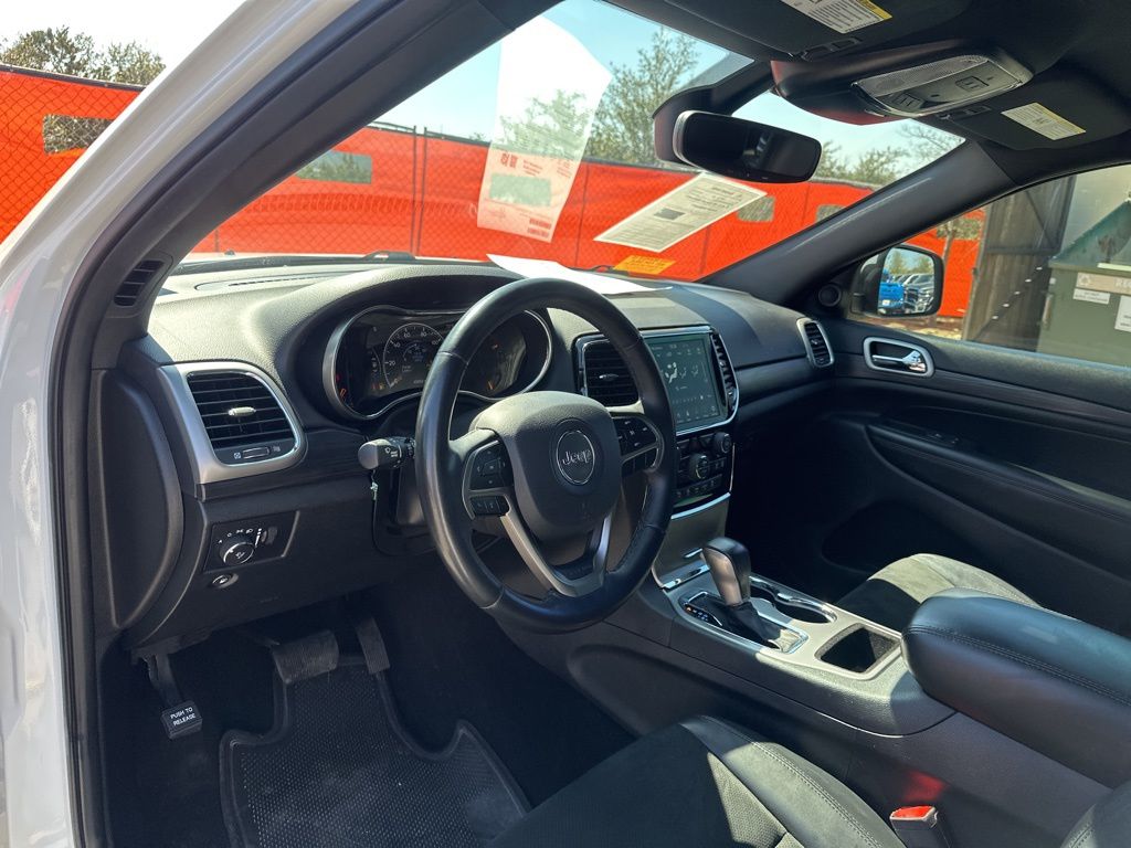 Used Car 2019 Jeep Grand Cherokee  Altitude For Sale Under $20,000 In Austin, Texas