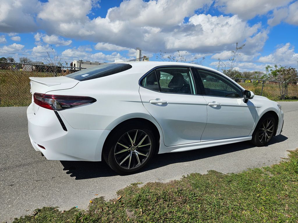 2023 Toyota Camry SE 5