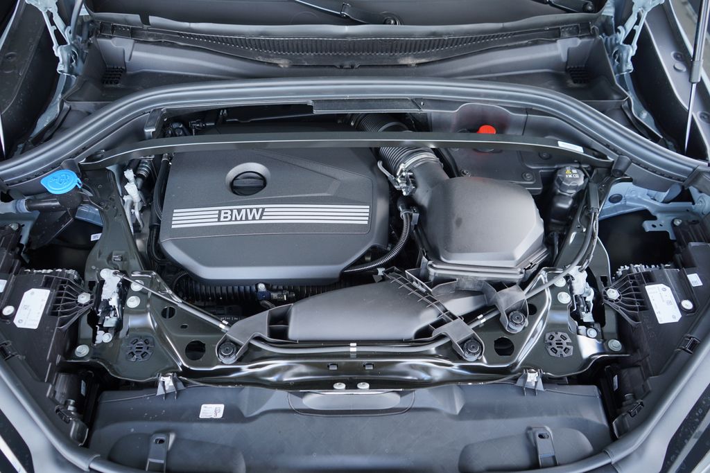 Thumbnail: 2026 BMW X2 - 21