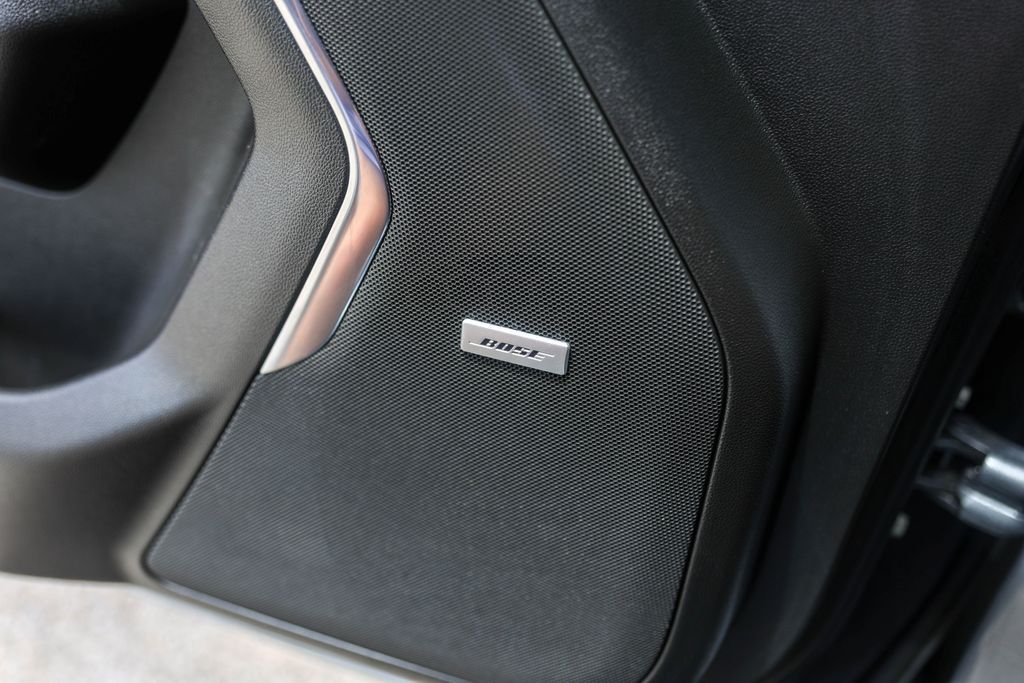 Used 2023 Silver GMC SLT image 21