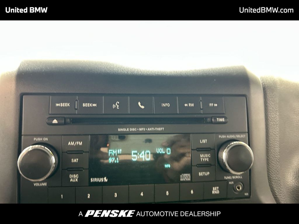 2015 Jeep Wrangler Unlimited Sahara 16