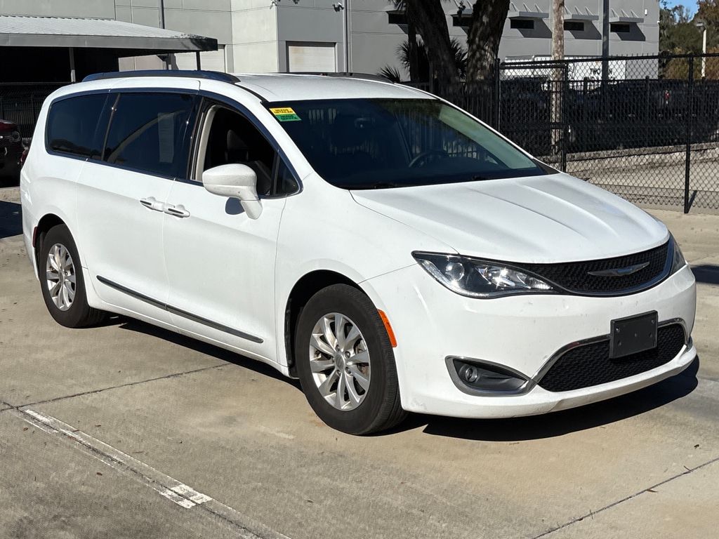 2018 Chrysler Pacifica Touring L Plus