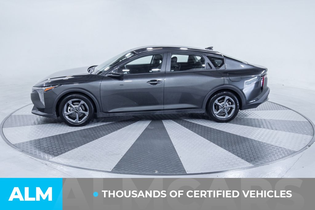 Used 2025 Gray Kia LXS image 4