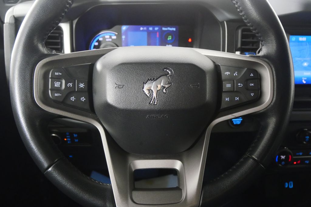 Thumbnail: 2023 Ford Bronco - 17